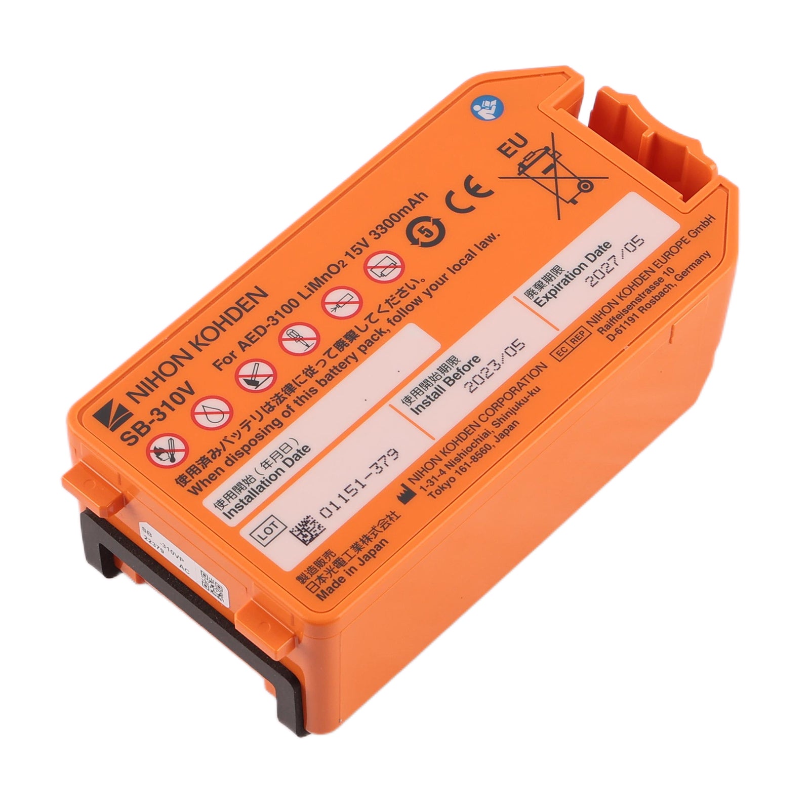 SB-310V Nihon Kohden AED battery angled right view, 15V 3300mAh LiMnO2 defibrillator battery with CE certification marks